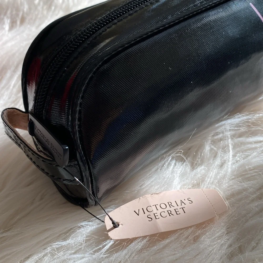New VICTORIA's SECRET cosmetics case